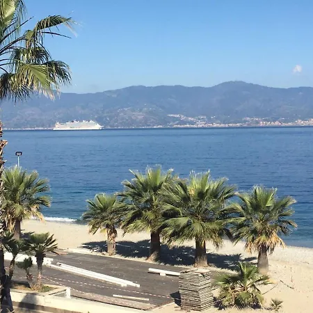 ベッド・アンド・ブレックファスト Soleluna 319 レッジョ・ディ・カラブリア